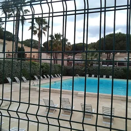 Avec Jardin, Piscine, Sauna, Proche De La Et Du Village Naturiste Апартаменты *