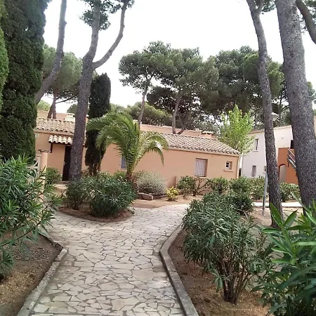 Avec Jardin, Piscine, Sauna, Proche De La Et Du Village Naturiste Daire