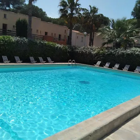 Avec Jardin, Piscine, Sauna, Proche De La Et Du Village Naturiste Agde